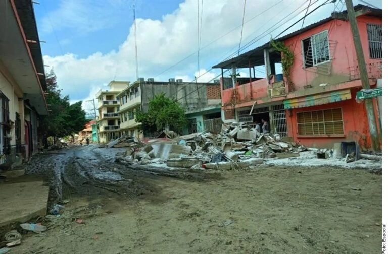 Van 79 muertos y 19 desaparecidos por lluvias