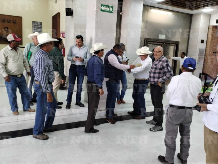 Campesinos piden apoyo y acompañamiento a legisladores