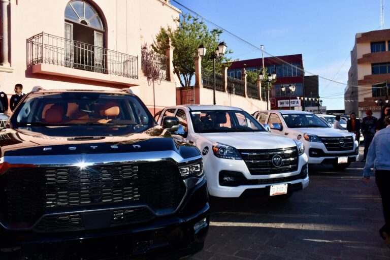 Adquiere Valparaíso siete vehículos nuevos