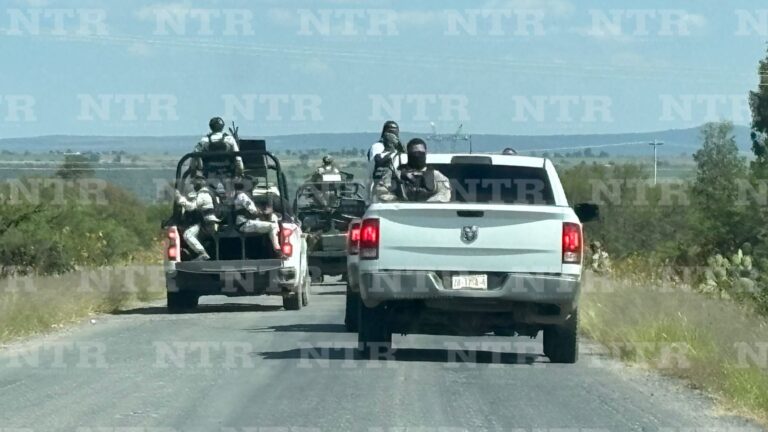 Aseguran vehículo tras persecución; no hay detenidos
