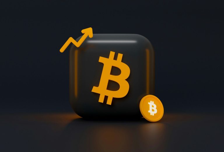 Empresa cripto anuncia cierre en UE en día duro para bitcoin