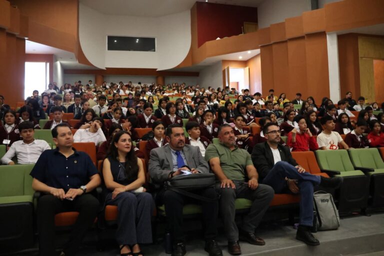 Imparten ponencias de Impulso Empresarial