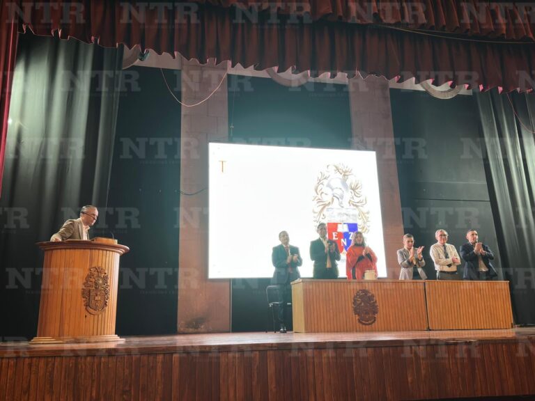 Celebran 38 años de la carrera en Educación Física