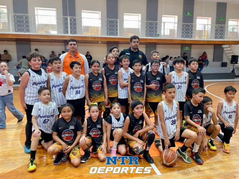 Fresnillo plc festeja aniversarios de academias deportivas