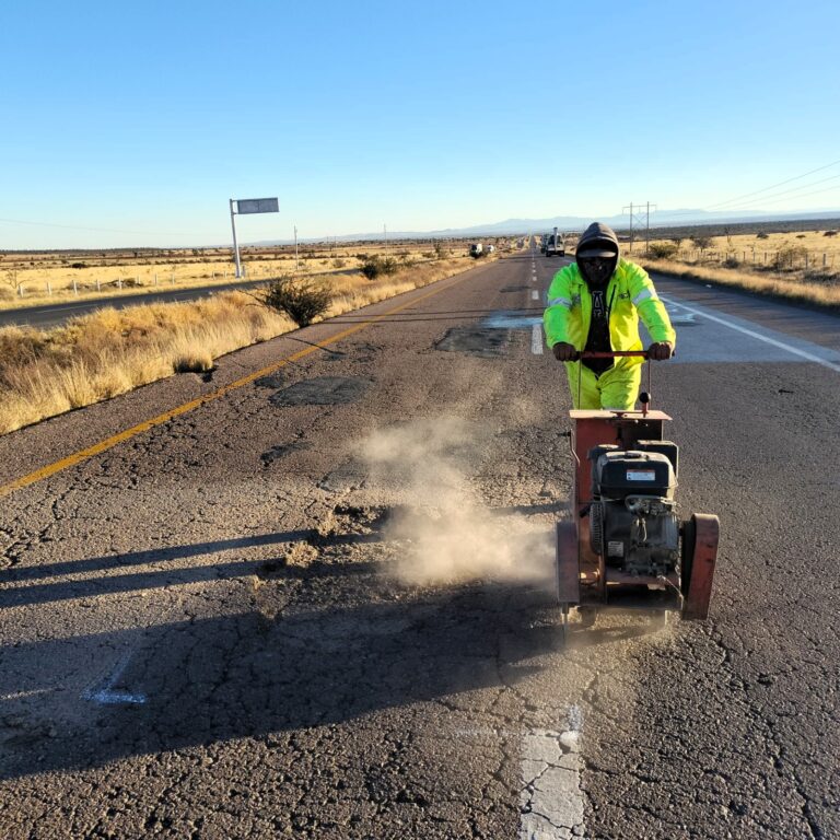 Reparan más de 700 baches