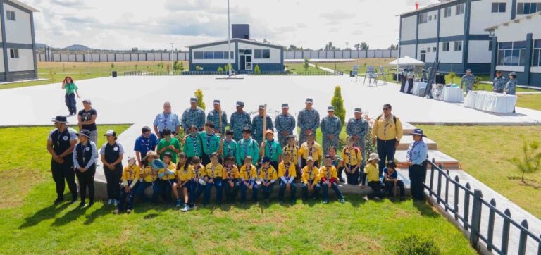 Grupo scout «Fuego Nuevo» visita a la Guardia Nacional