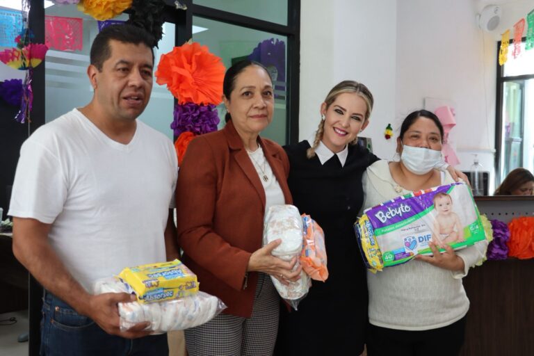 Entrega DIF capital pañales a grupos vulnerables