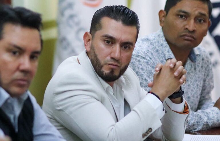 Opera Tepechitlán al 40%; Tesorería no funciona