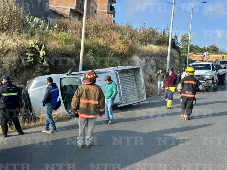 Doble accidente en calzada Solidaridad deja dos lesionados