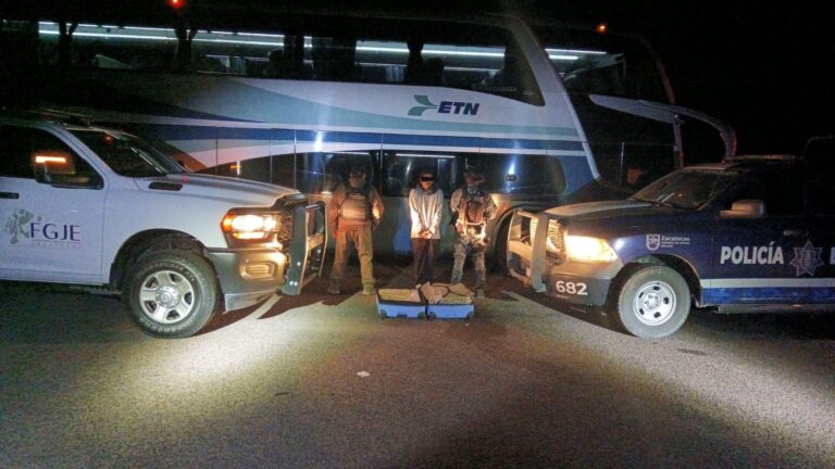 Detienen a Raúl por viajar con 15 kg de marihuana
