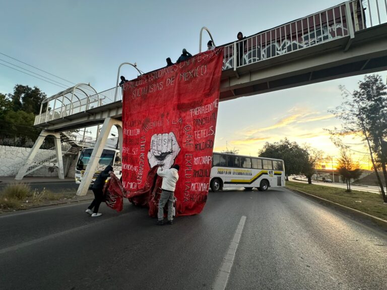 Normalistas radicalizan protestas