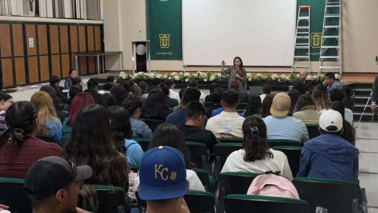 Reanudan clases en Terapia Física, en la Utzac