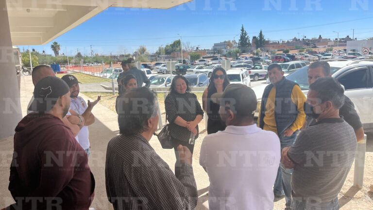 Se resisten a reubicar el Tianguis Navideño