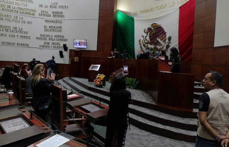 Recriminan diputadas actos de exclusión