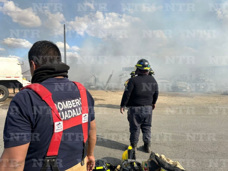 Se incendian yonke y planta recicladora en Guadalupe