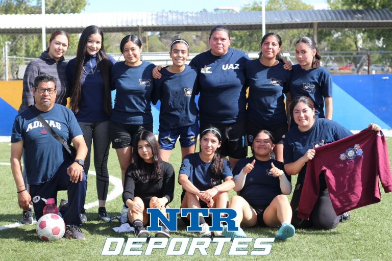 Ingeniería Civil, campeonas en futbol del Torneo Universitario