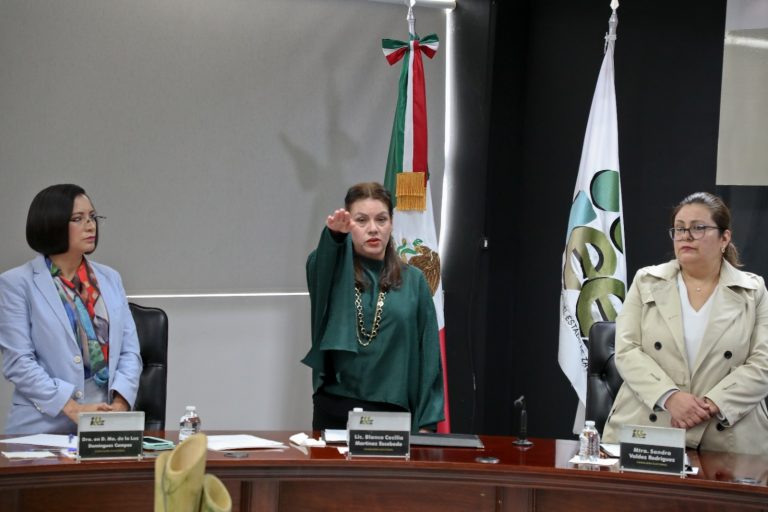 Toma protesta consejera electoral Blanca Martínez Escobedo