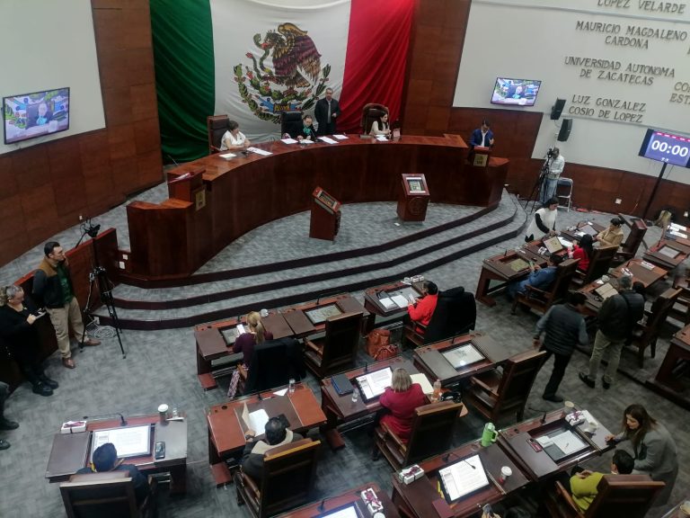 Aprueban ley de ingresos 2026