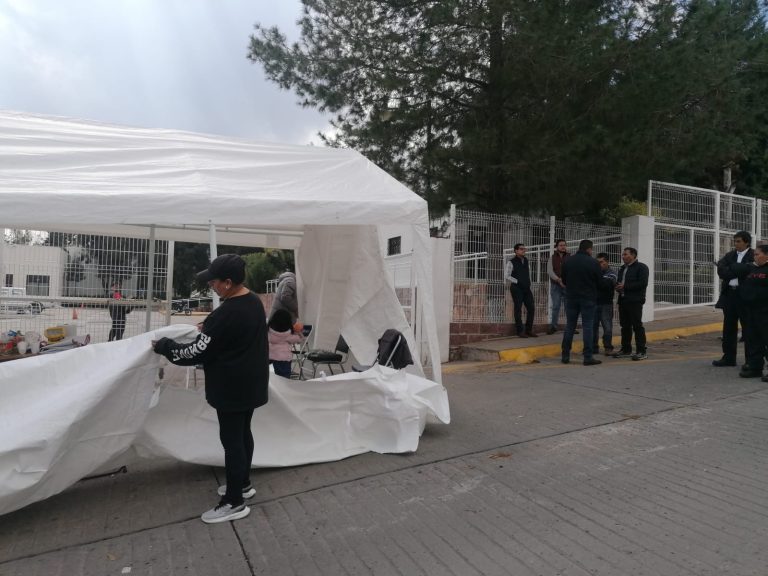 SNTE 58 libera SEZ; sigue paro