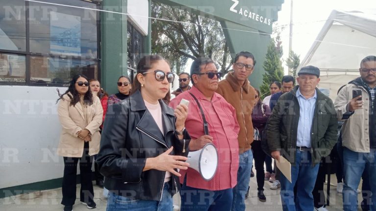 Pide rectora de Utzac levantar paro