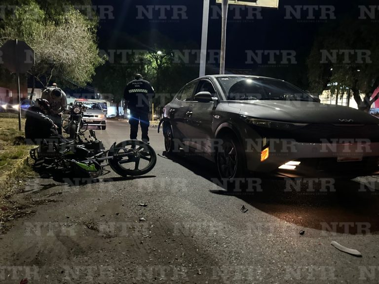 Motociclista sufre fractura tras mala maniobra en el bulevar metropolitano