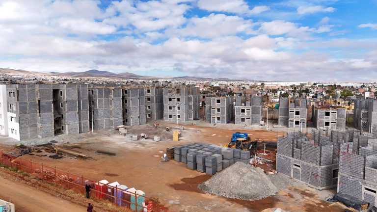Comprarán con 8 mdp terrenos para construir casas