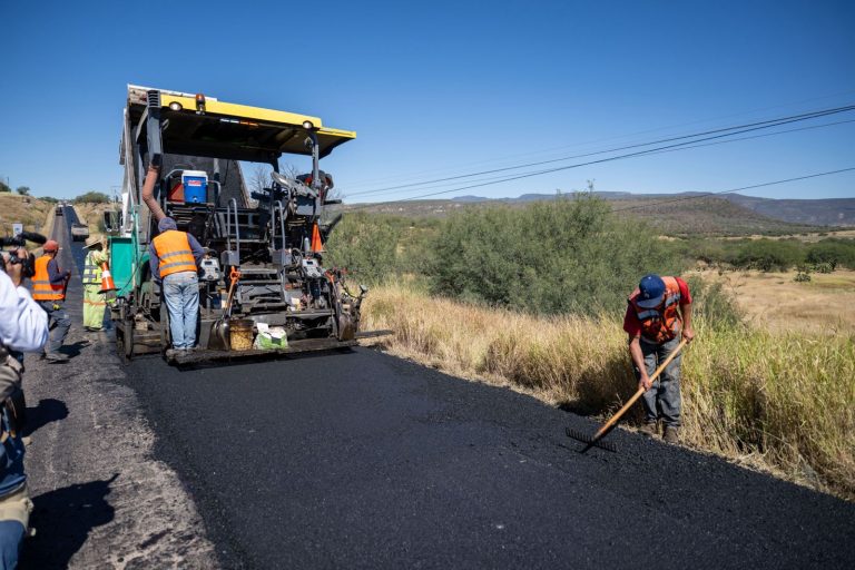 Avanza reparación de carretera Atolinga–Tlaltenango
