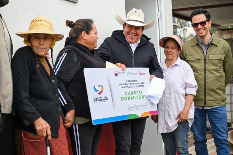 Invierten 1.2 mdp en viviendas para 10 familias