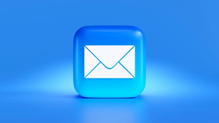 Comparativa de herramientas de email marketing: Mailrelay, Mailjet, MailerLite y Acumbamail