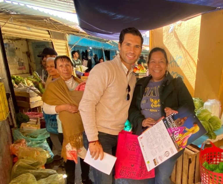 Francisco Martínez lleva la tauromaquia de mano en mano a Salvatierra