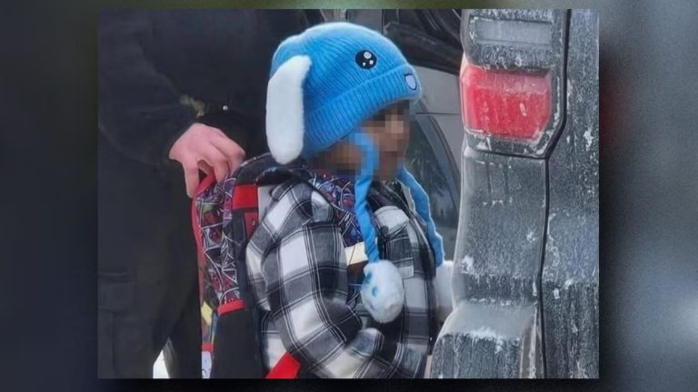 ICE detiene a niño de 5 años, a estudiante de 10 años y más alumnos en Mineápolis