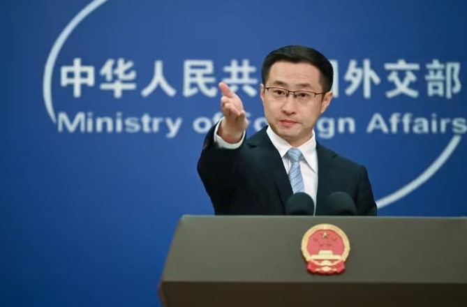 Apoya China a Cuba y critica la ‘interferencia extranjera’
