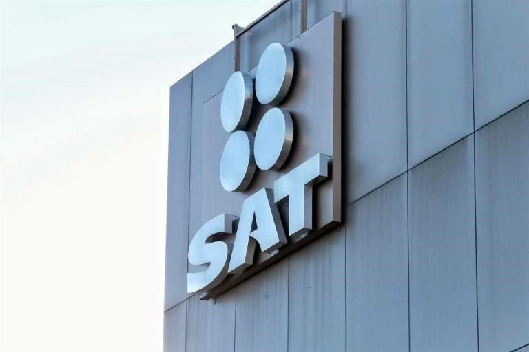 Facilitarían garantías para deudas al SAT