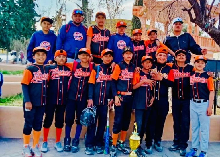 Titanes de Melchor Ocampo se coronan en San Tiburcio