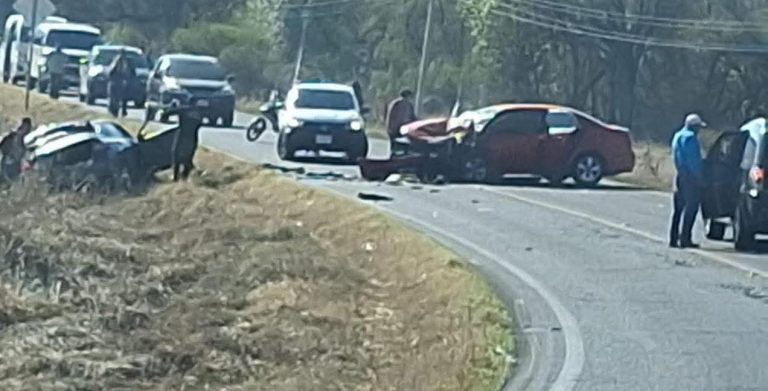 Accidente en Tlaltenango deja tres lesionados