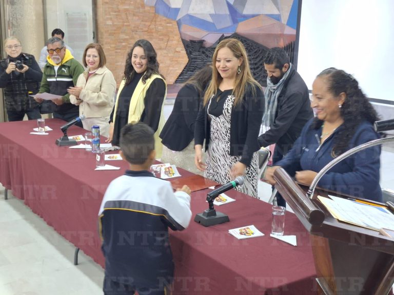 Concluye festival con libro y premiaciones