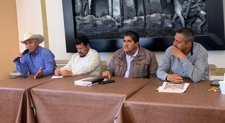 Anuncian bloqueos carreteros para este martes