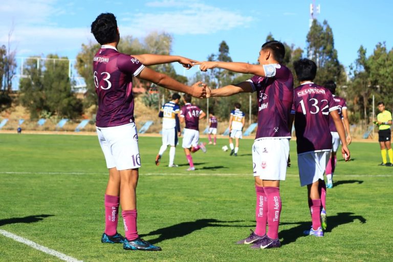 Mineros manda en patio ajeno al ganarle a Necaxa