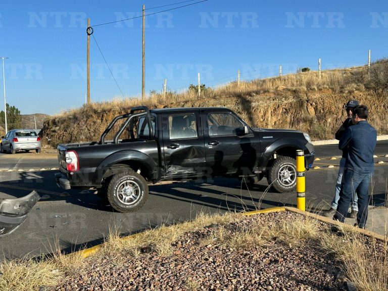 Provoca accidente por no respetar señales de tránsito