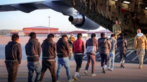 Recibe Cuba 117 migrantes deportados desde EU