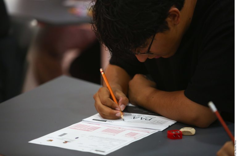 Realizan +4 mil examen de admisión a la UAZ
