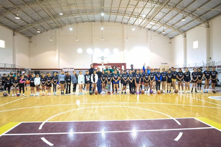 Arranca campamento infantil de básquetbol en Juan Aldama