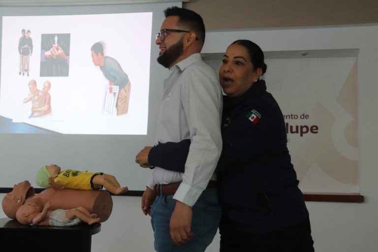 Capacitan a burócratas de Guadalupe en primeros auxilios