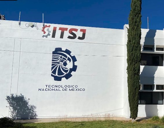 Paran clases en tec de Jerez por pelea de maestros