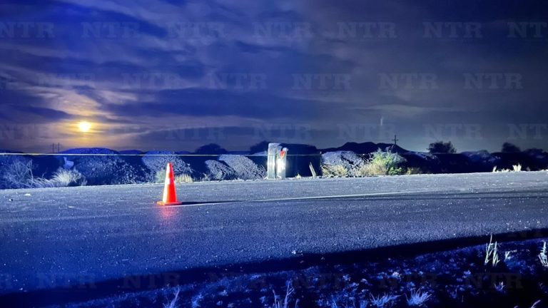 Mueren dos personas en accidente carretero; dos más resultan lesionadas