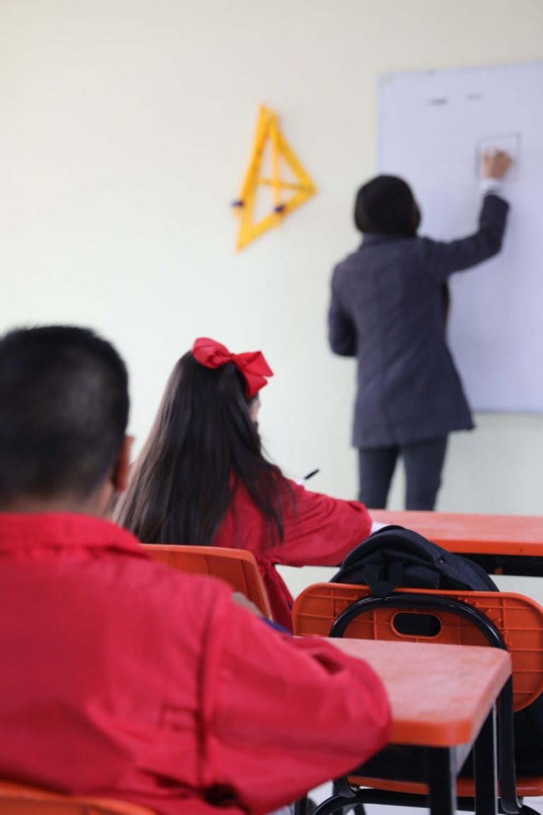 Omite Issstezac alta de 117 docentes jubilados