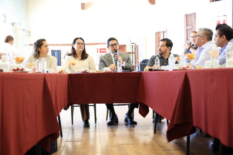 Realizan foro para fortalecer MiPyMEs del sector minero