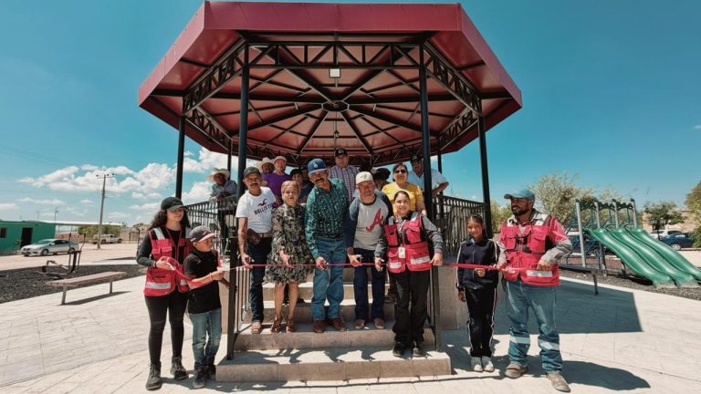 Orla Camino Rojo inaugura Plaza Comunitaria