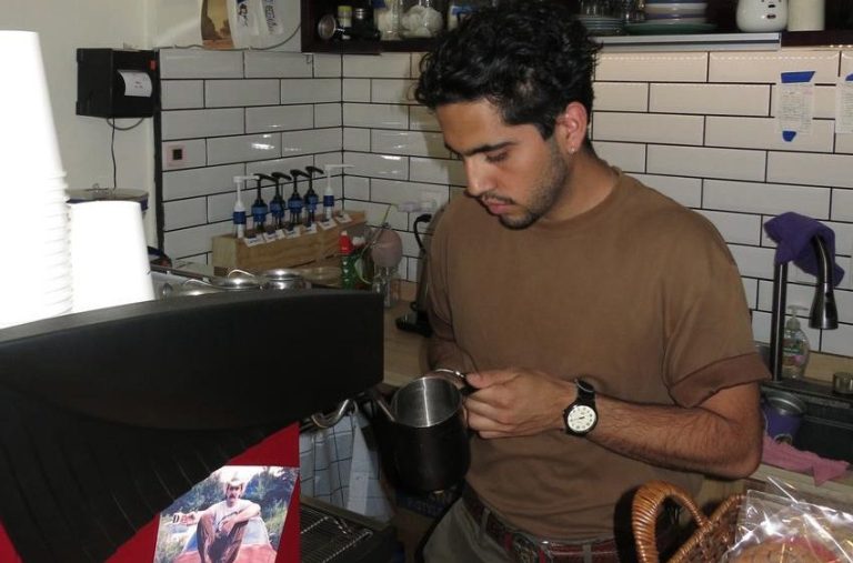 Del café a los sueños: la historia de Ian Valdez