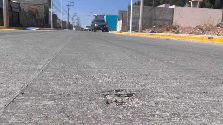 Buscan a los responsables de dañar calle en Fresnillo